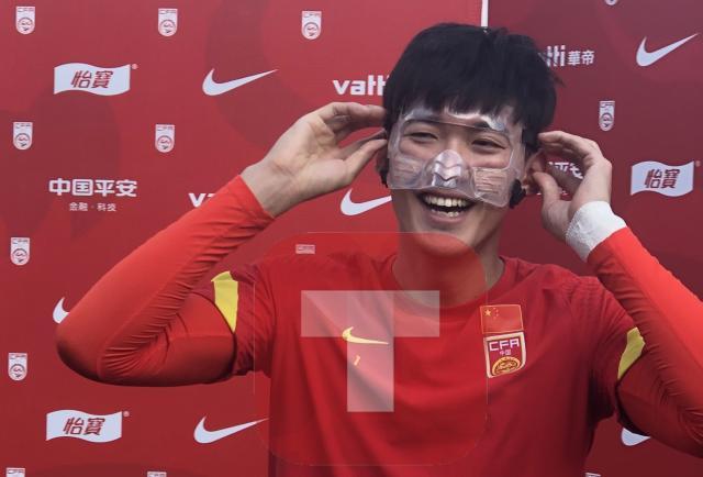 半岛体育官方网站-颜骏凌：上大量训练浑身酸痛 伤病对心理已无影响